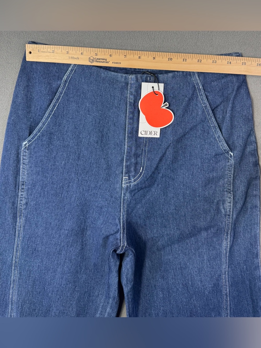 Cider Wide Leg Cropped Seam Panel Blue Denim 70’s Style Jeans, Size Medium - Picture 10 of 14